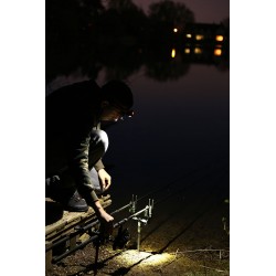 Linterna frontal Fox Halo™ 200 2